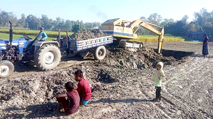 কৃষিজমির বালু-মাটি বিক্রি করা যাবে না, সংসদে বিল পাশ